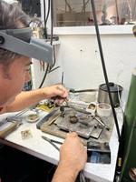 In-house goldsmith jeweler 