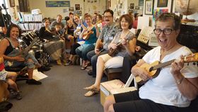 FREE Group Ukulele Class